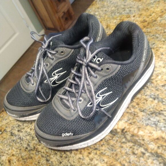 Gdefy Size 8 Women’s Gravity Defyer Mighty Walk Sneakers Gray TB9024FGS-M - Picture 4 of 12